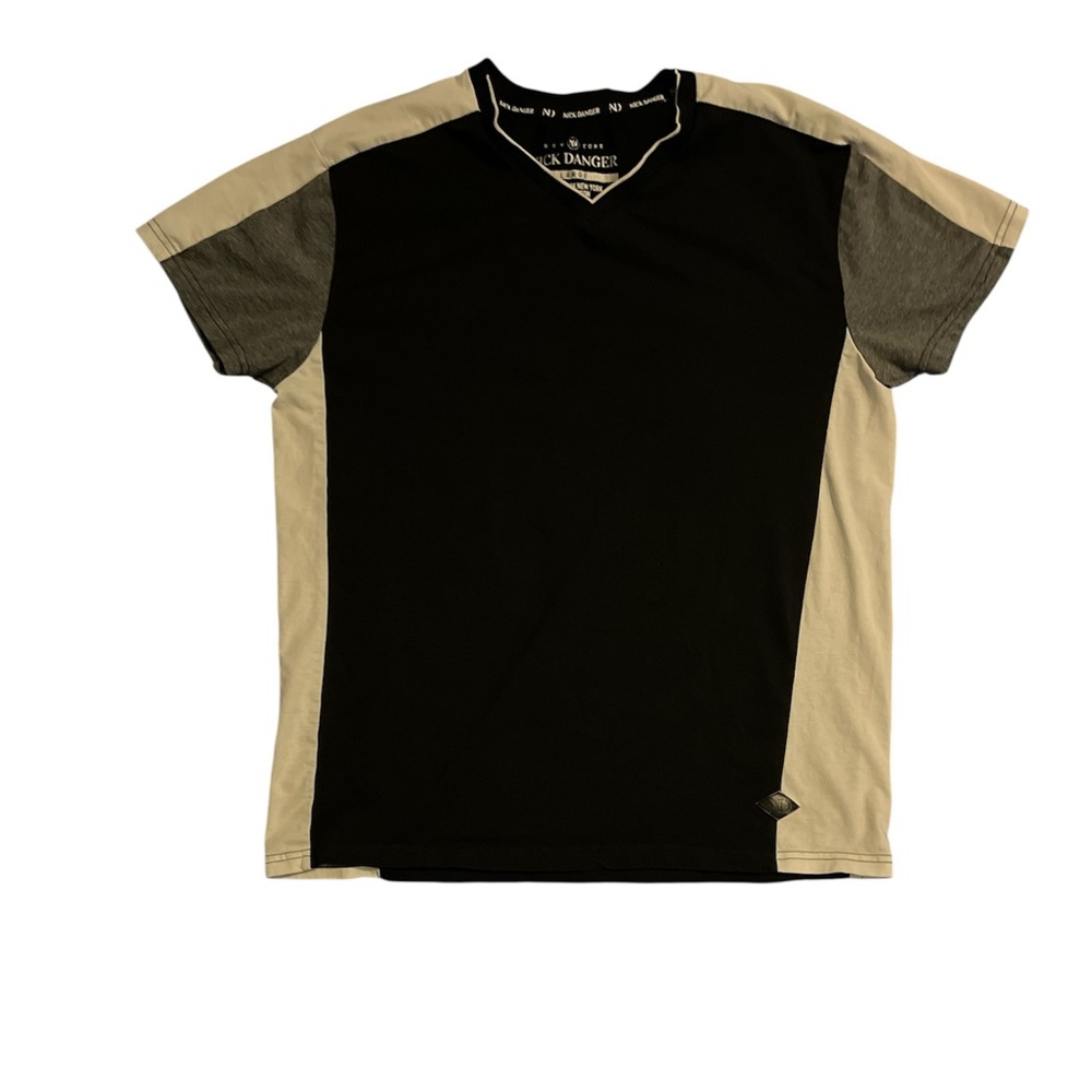Classic Crew Neck Short Sleeve Tees in Black and White